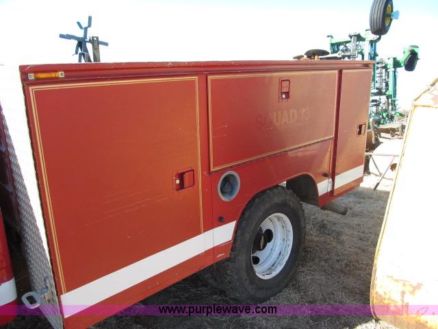 image for item B5082 1995 Chevrolet Cheyenne 3500 crew cab service truck