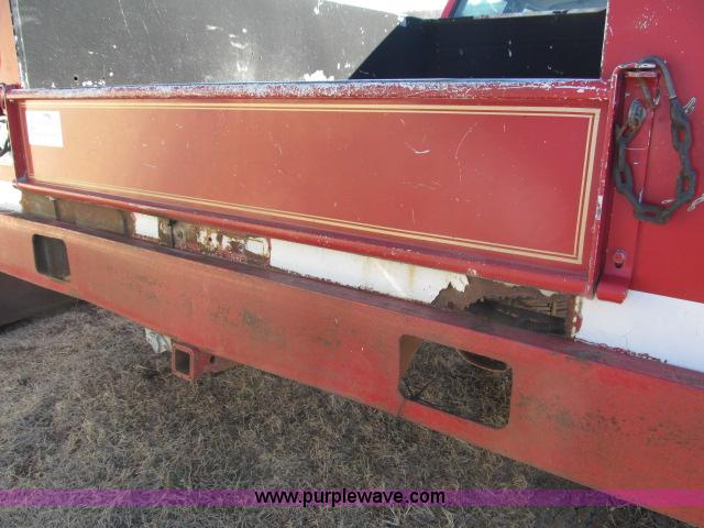 image for item B5082 1995 Chevrolet Cheyenne 3500 crew cab service truck