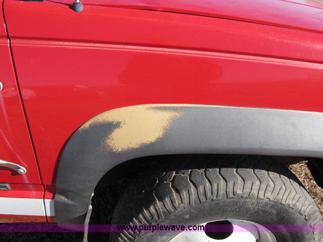 image for item B5082 1995 Chevrolet Cheyenne 3500 crew cab service truck