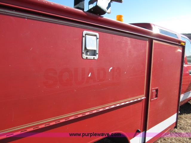 image for item B5082 1995 Chevrolet Cheyenne 3500 crew cab service truck