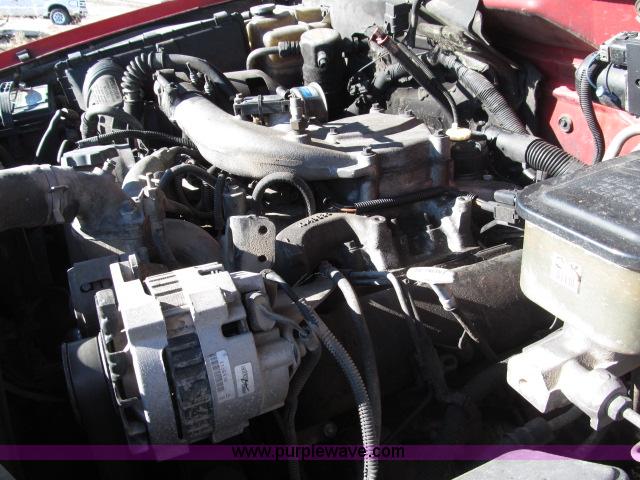 image for item B5082 1995 Chevrolet Cheyenne 3500 crew cab service truck
