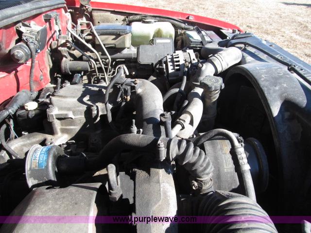 image for item B5082 1995 Chevrolet Cheyenne 3500 crew cab service truck