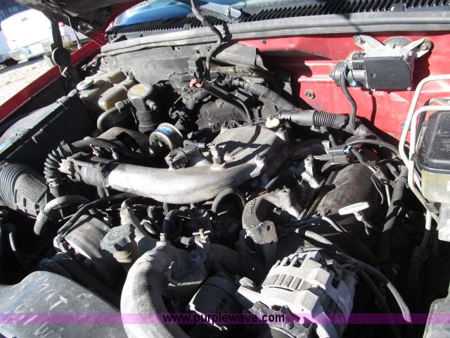 image for item B5082 1995 Chevrolet Cheyenne 3500 crew cab service truck