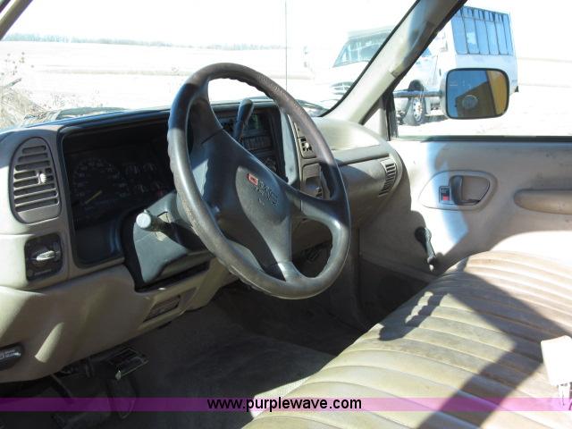 image for item B5083 1996 GMC Sierra 3500HD SL service truck