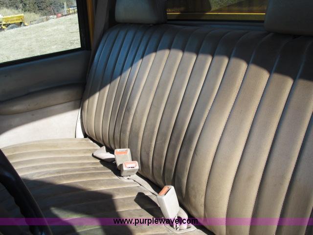 image for item B5083 1996 GMC Sierra 3500HD SL service truck