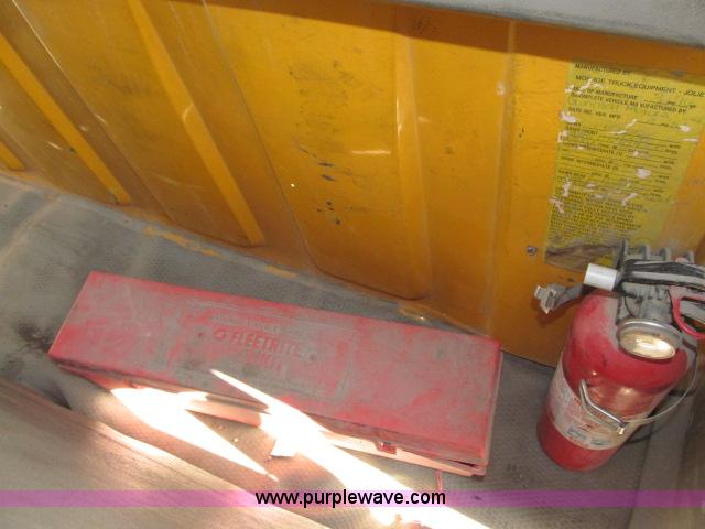 image for item B5083 1996 GMC Sierra 3500HD SL service truck