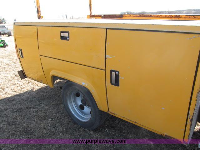 image for item B5083 1996 GMC Sierra 3500HD SL service truck