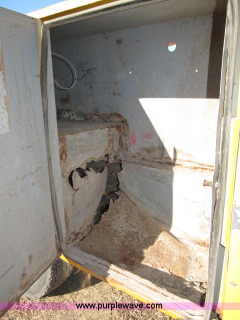 image for item B5083 1996 GMC Sierra 3500HD SL service truck