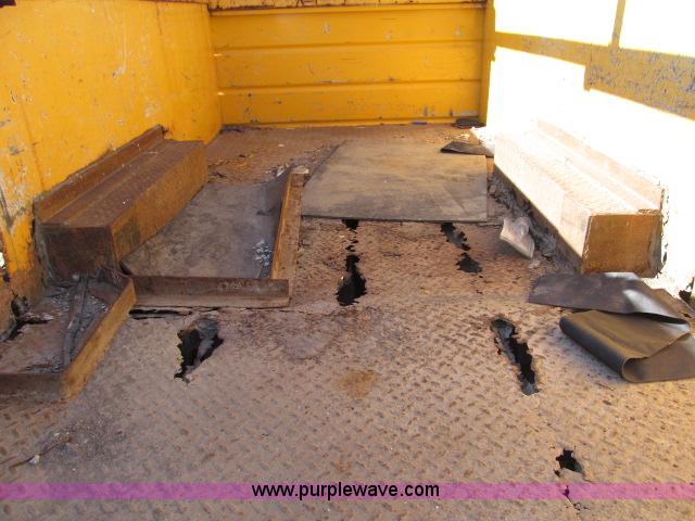 image for item B5083 1996 GMC Sierra 3500HD SL service truck