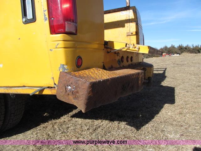 image for item B5083 1996 GMC Sierra 3500HD SL service truck