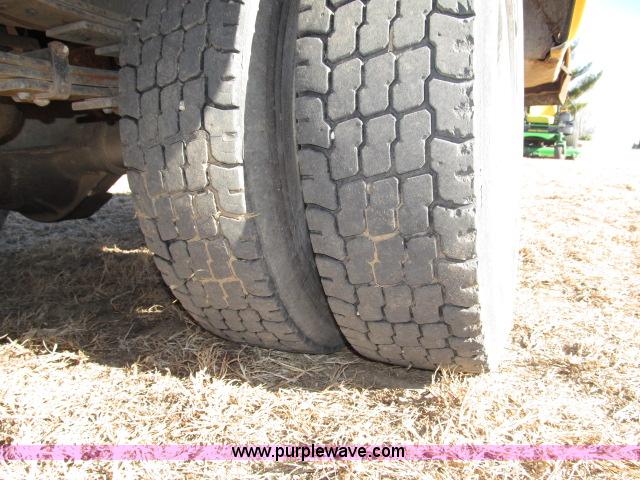 image for item B5083 1996 GMC Sierra 3500HD SL service truck