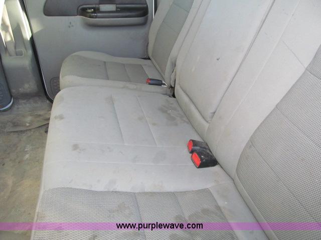 image for item B5084 2007 Ford F350 XLT Super Duty crew cab pickup truck