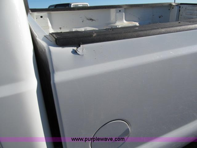 image for item B5084 2007 Ford F350 XLT Super Duty crew cab pickup truck
