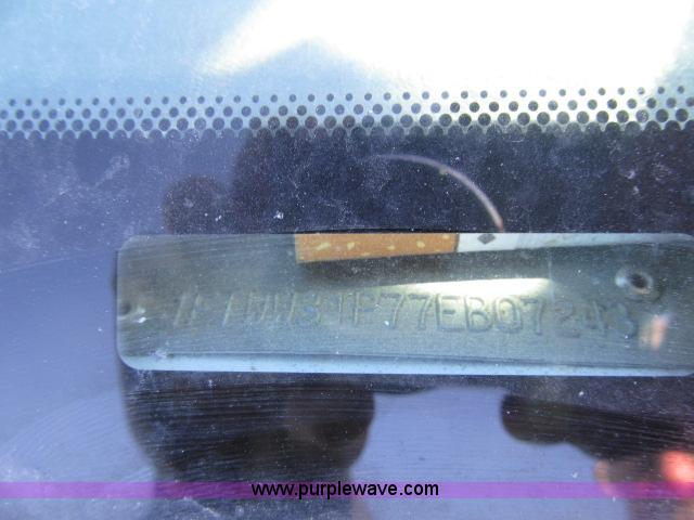 image for item B5084 2007 Ford F350 XLT Super Duty crew cab pickup truck