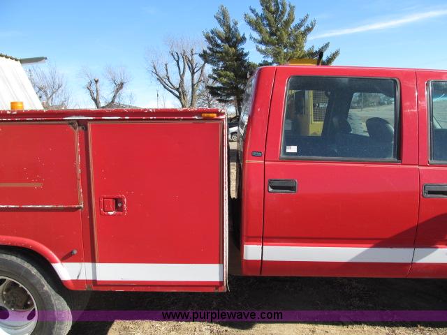 image for item B5086 1997 Chevrolet Cheyenne 3500 crew cab service truck