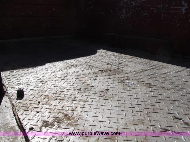 image for item B5086 1997 Chevrolet Cheyenne 3500 crew cab service truck