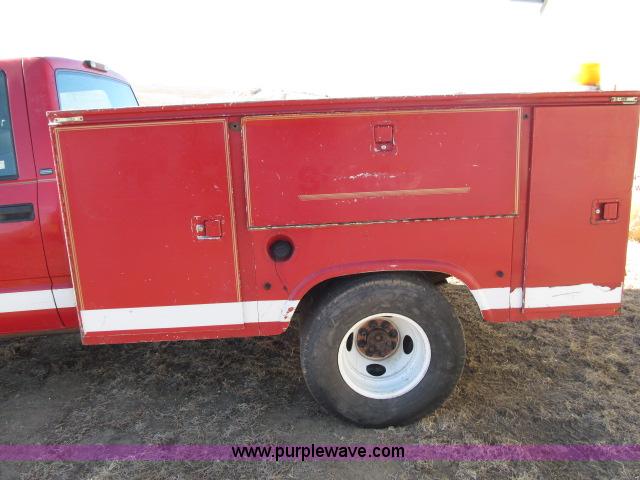 image for item B5086 1997 Chevrolet Cheyenne 3500 crew cab service truck