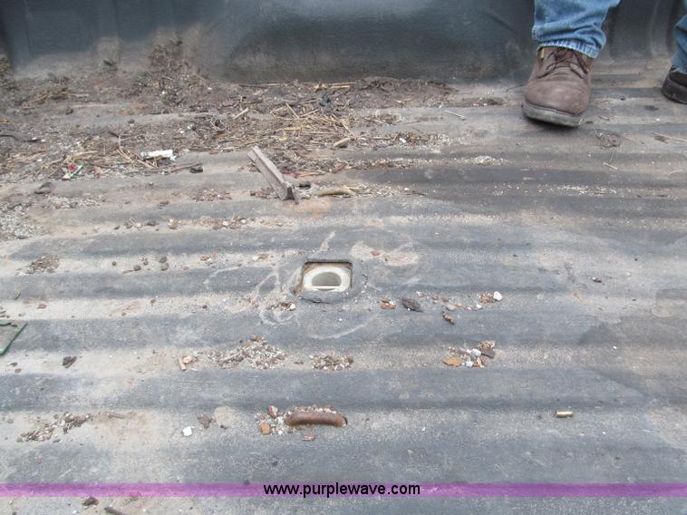 image for item B5095 2001 Ford F250 XLT Super Duty crew cab pickup truck