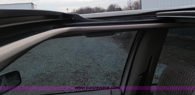 image for item B5096 1996 Volvo 850