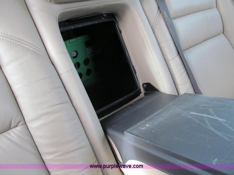 image for item B5096 1996 Volvo 850