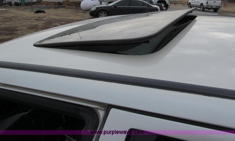 image for item B5096 1996 Volvo 850