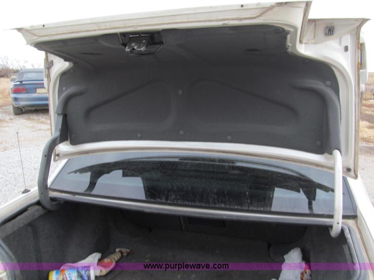 image for item B5096 1996 Volvo 850