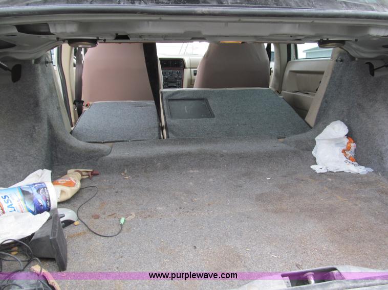 image for item B5096 1996 Volvo 850