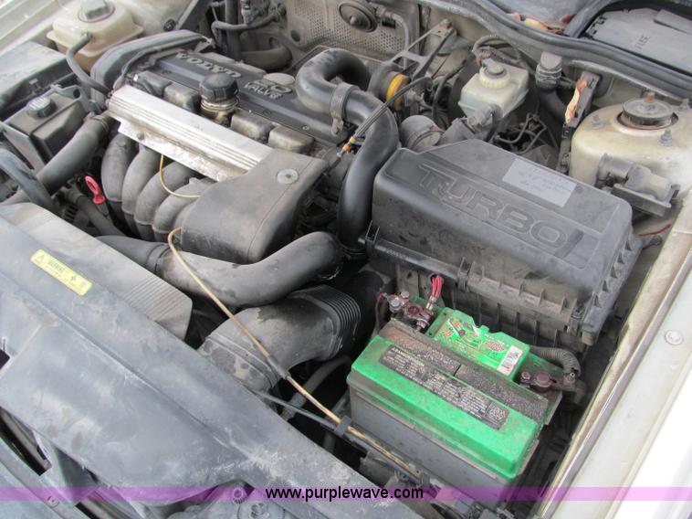 image for item B5096 1996 Volvo 850