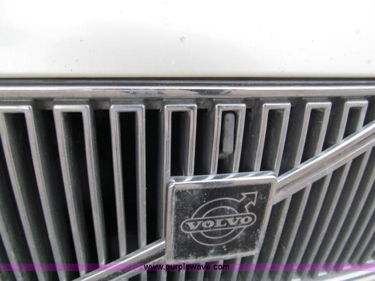 image for item B5096 1996 Volvo 850