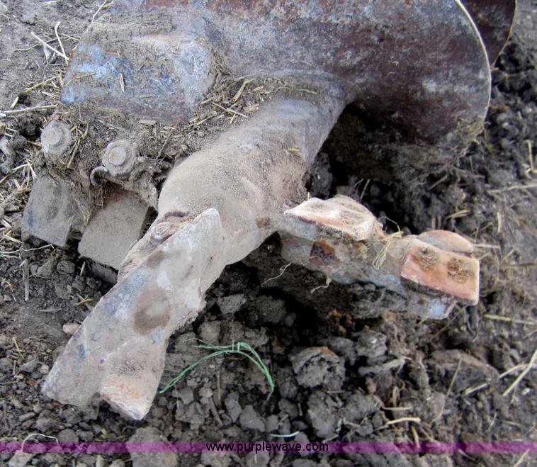 image for item B5623 Lowe 1200 post hole digger