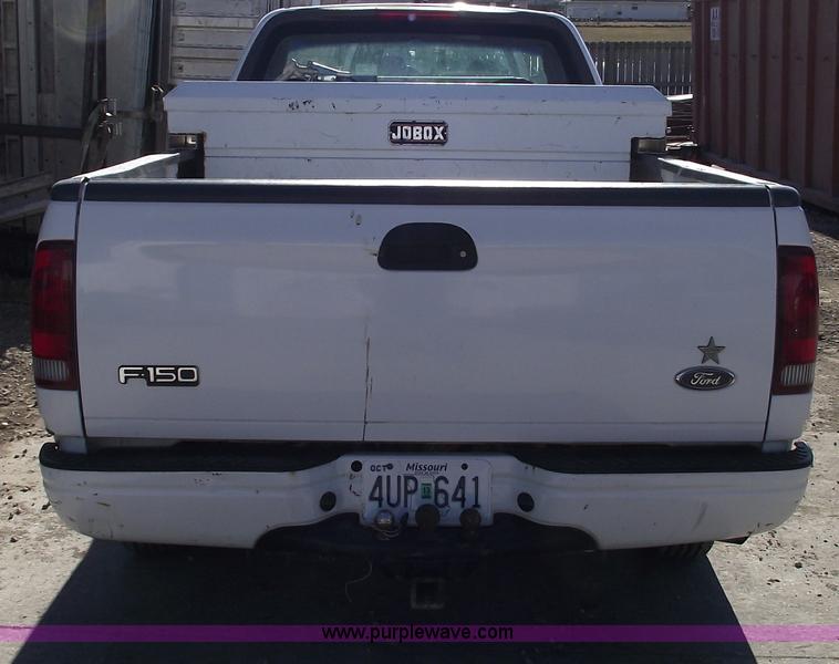 image for item B6139 1999 Ford F150 XL pickup truck