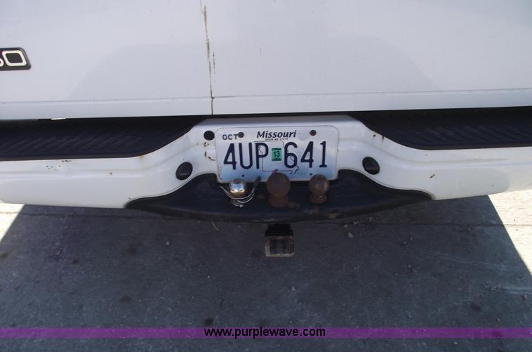 image for item B6139 1999 Ford F150 XL pickup truck