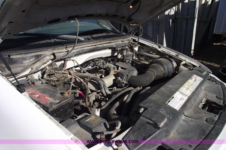 image for item B6139 1999 Ford F150 XL pickup truck
