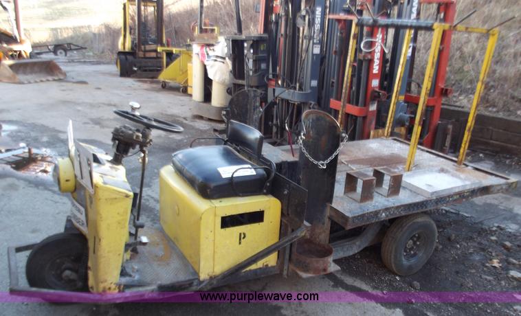 image for item B6161 Cushman three wheel welding cart