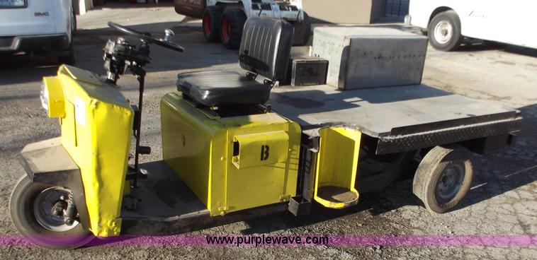 image for item B6162 Cushman three wheel welding cart