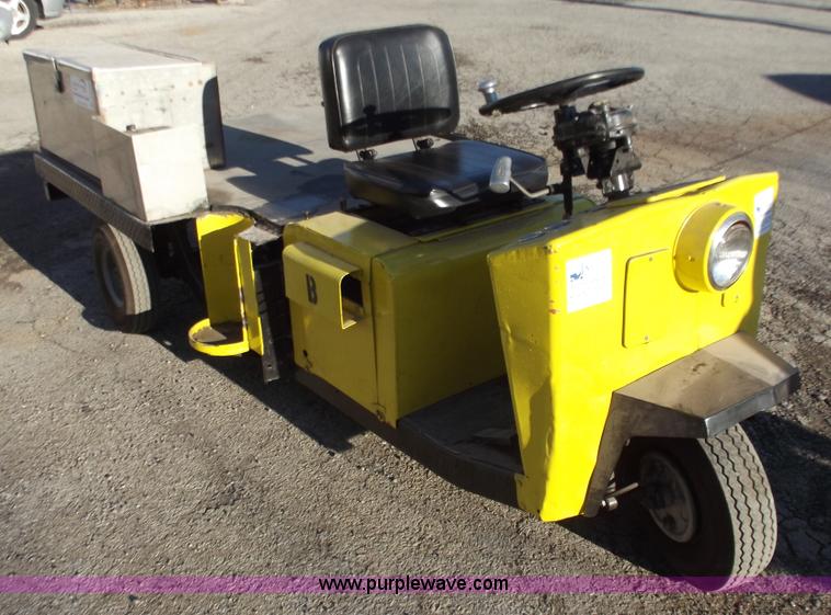 image for item B6162 Cushman three wheel welding cart