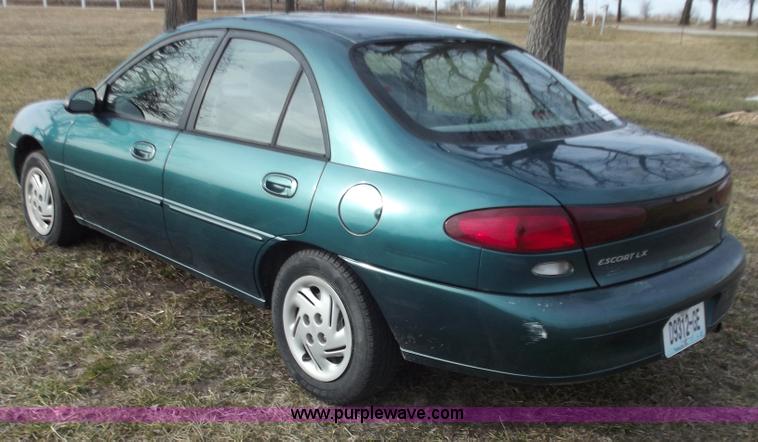 image for item B6179 1997 Ford Escort LX