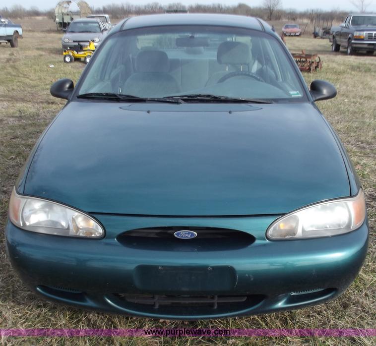 image for item B6179 1997 Ford Escort LX
