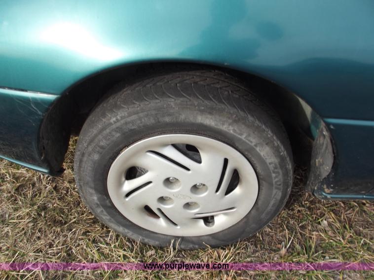 image for item B6179 1997 Ford Escort LX