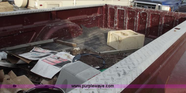 image for item B6181 1999 Chevrolet 3500 crew cab pickup truck