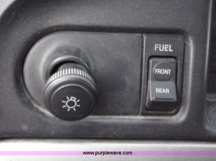 image for item B6182 1995 Ford F150 Eddie Bauer pickup truck