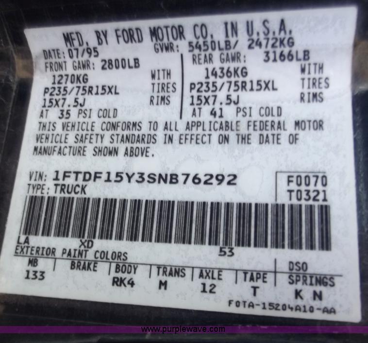 image for item B6182 1995 Ford F150 Eddie Bauer pickup truck