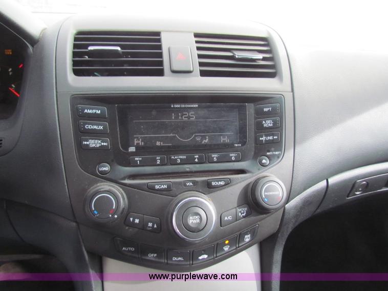 image for item B7053 2003 Honda Accord EX