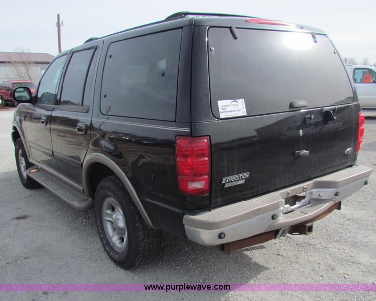 image for item B7054 2002 Ford Expedition Eddie Bauer SUV