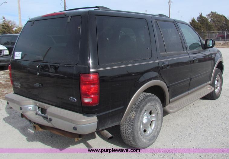 image for item B7054 2002 Ford Expedition Eddie Bauer SUV