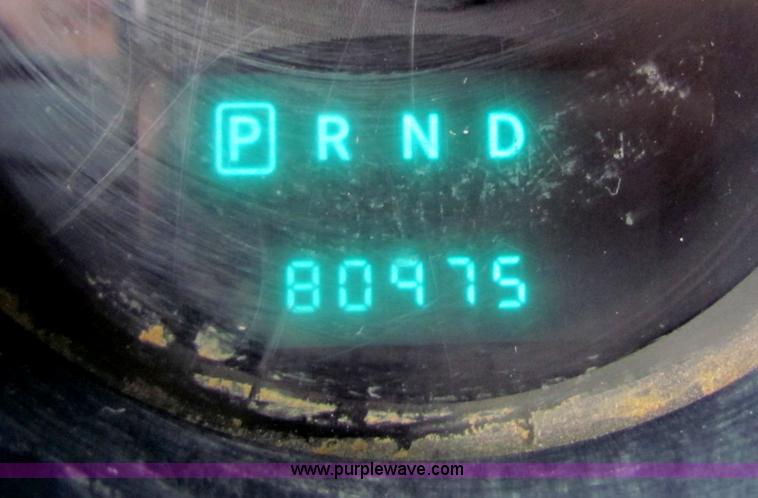 image for item B7056 2008 Dodge Grand Caravan SE mini van