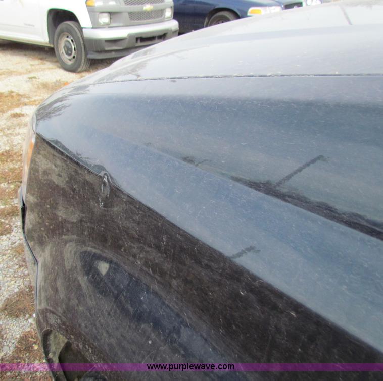 image for item B7056 2008 Dodge Grand Caravan SE mini van