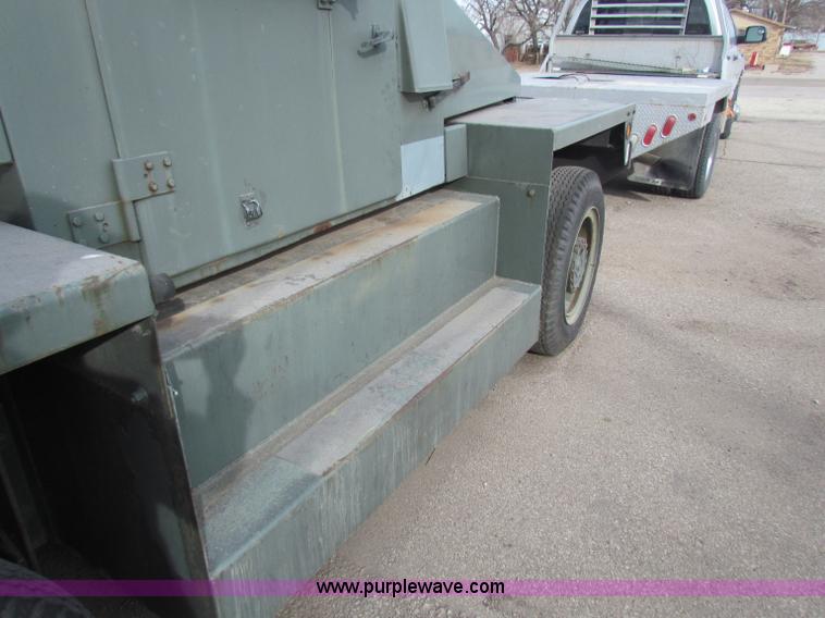 image for item B7057 1989 PSI MB4 tow tractor