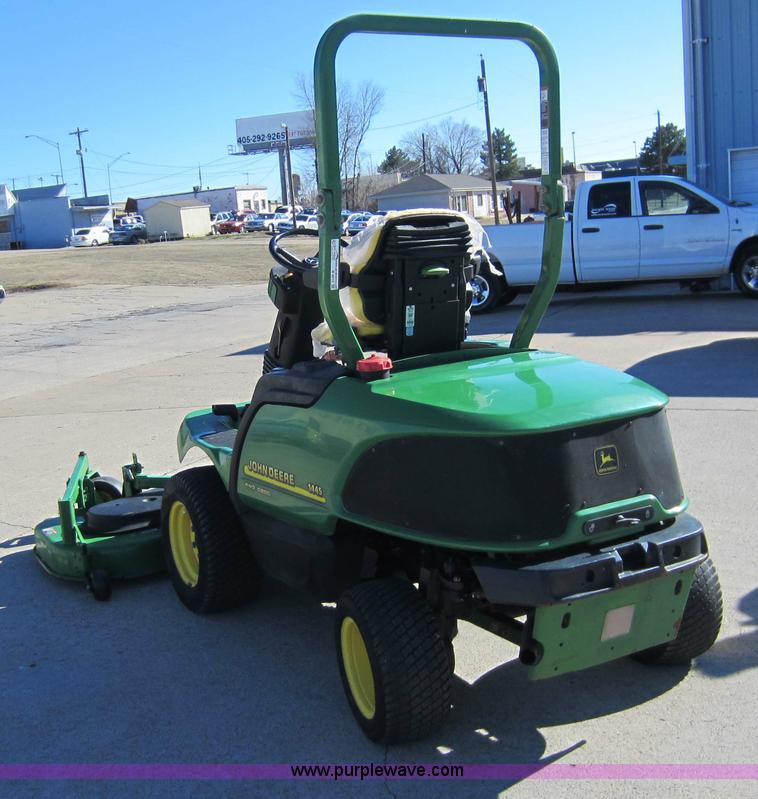 image for item B9072 John Deere 1445 lawn mower