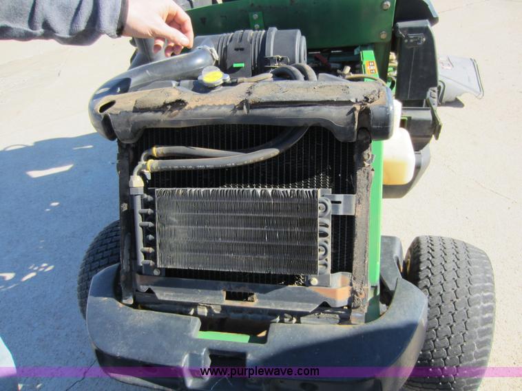 image for item B9072 John Deere 1445 lawn mower